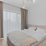 アパート The Light